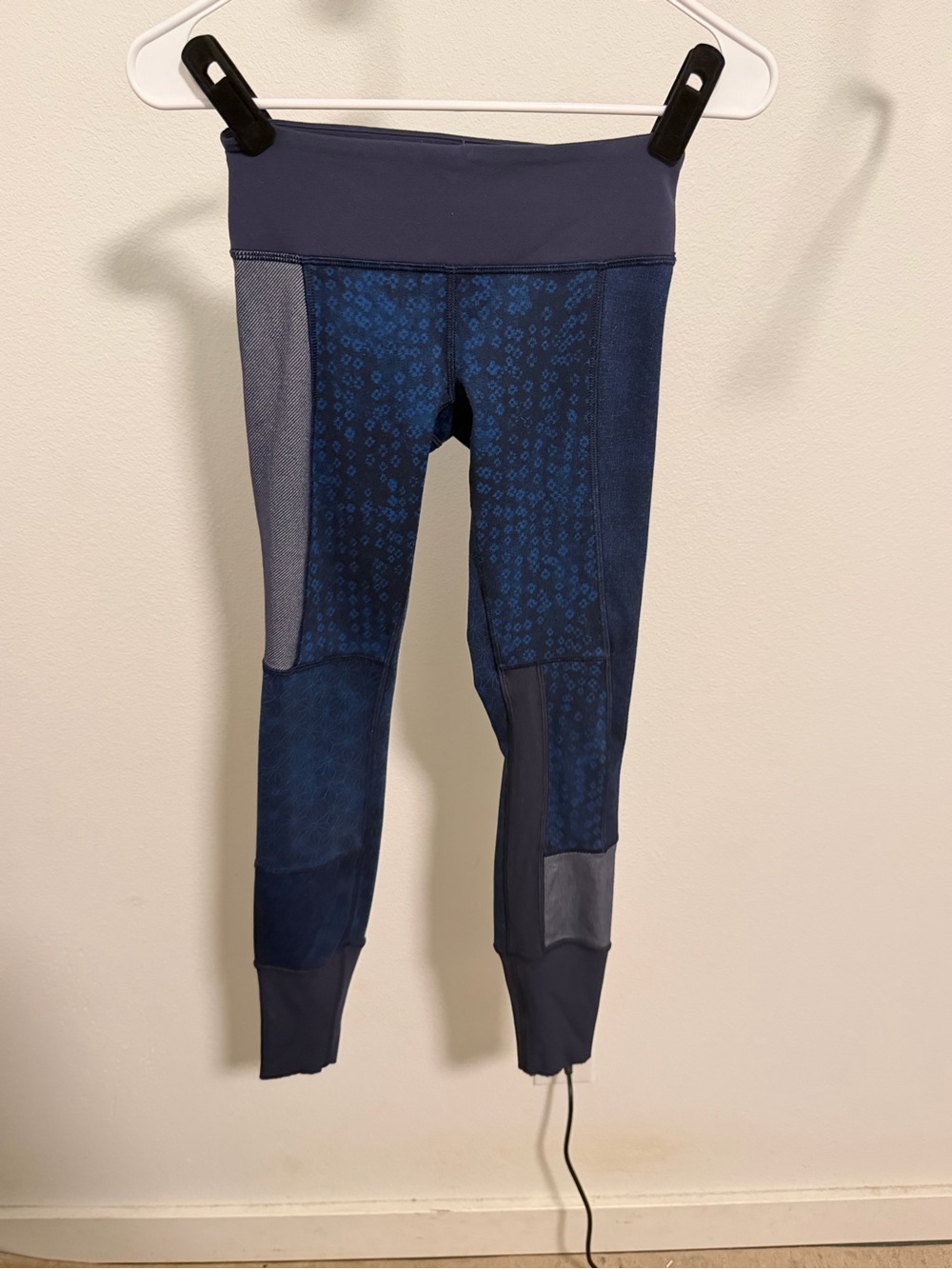 lululemon athletica Navy Blue Patterned Performance Leggings